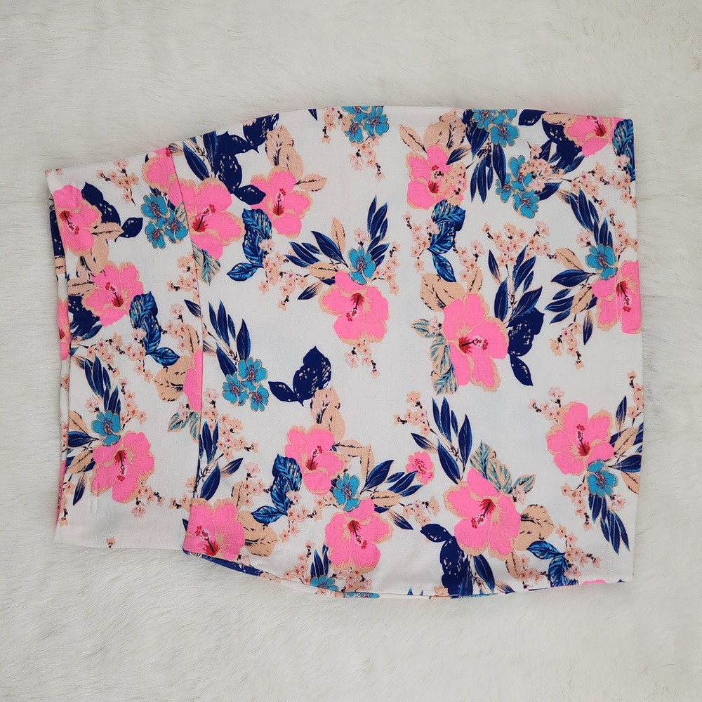 CHARLOTTE RUSSE floral mini Size XS